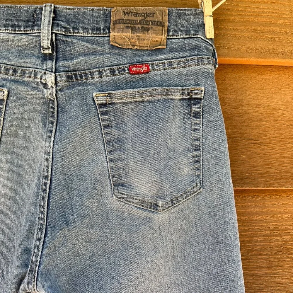 Wrangler Men’s Relaxed Fit Y2K Vintage Medium Blue Jeans Size 32 - Picture 11 of 13